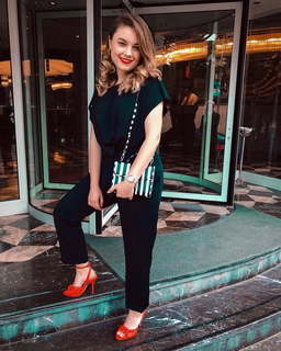 Basak Karahan feet photo 5