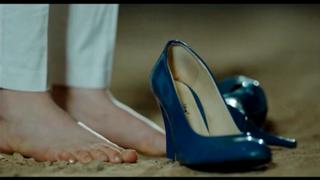 Basak Parlak feet photo thumbnail