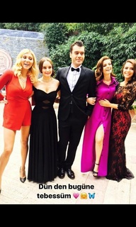 Basak Parlak feet photo thumbnail