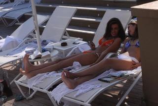 Basak Parlak feet photo thumbnail