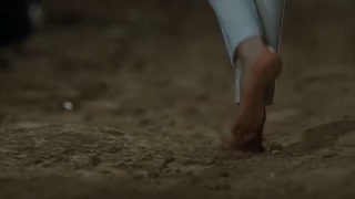 Basak Parlak feet photo thumbnail