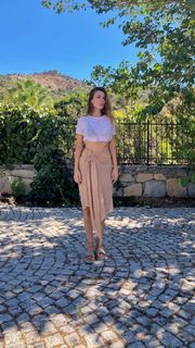 Basak Parlak feet photo thumbnail