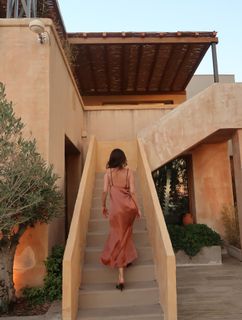 Basak Parlak feet photo thumbnail