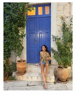 Basak Parlak feet photo 1