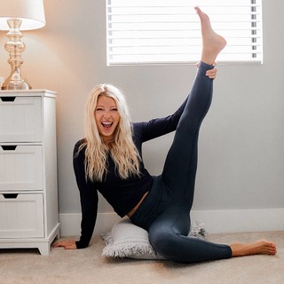 Baskin Champion feet photo 8