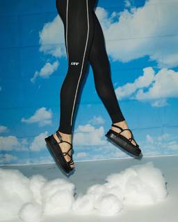 Baskin Champion feet photo 1