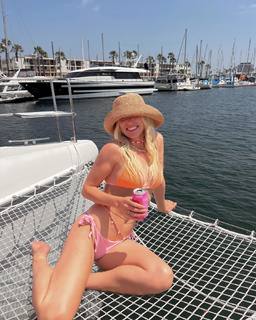 Baskin Champion feet photo 10