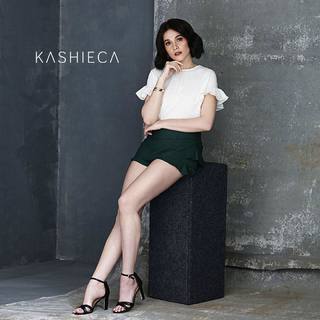 Bea Alonzo feet photo 1