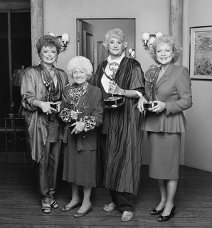 Bea Arthur feet photo 10