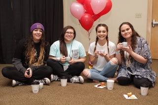 Bea Miller feet photo 8
