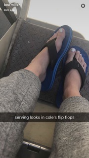 Bea Miller feet photo 10