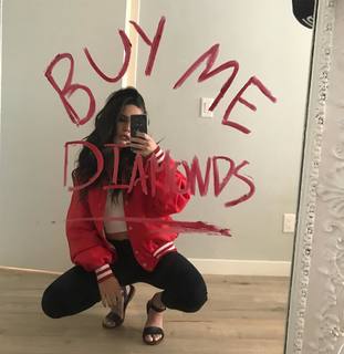 Bea Miller feet photo 7