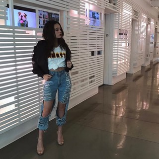 Bea Miller feet photo 11