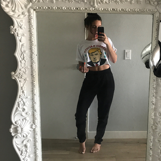 Bea Miller feet photo 4