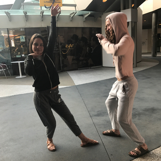 Bea Miller feet photo 4