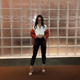 Bea Miller feet photo 2
