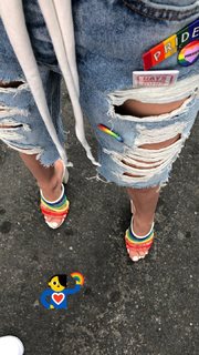 Bea Miller feet photo 17
