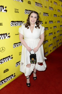 Beanie Feldstein feet photo 7