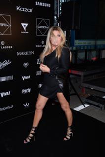 Beata Kozidrak feet photo 11