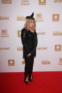 Beata Kozidrak feet photo 10