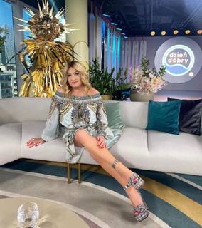 Beata Kozidrak feet photo 5