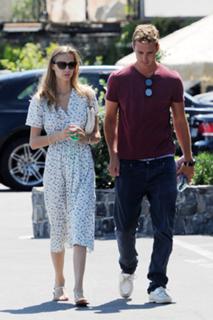 Beatrice Borromeo feet photo 3