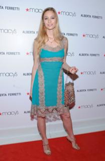 Beatrice Borromeo feet photo 1