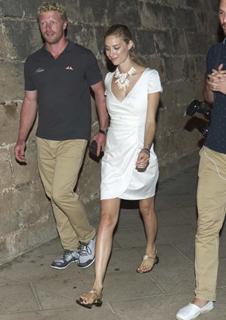 Beatrice Borromeo feet photo 10