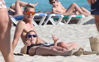 Beatrice Borromeo feet photo 19