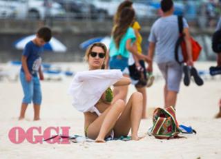 Beatrice Borromeo feet photo 18