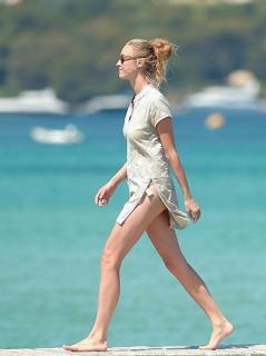 Beatrice Borromeo feet photo 5