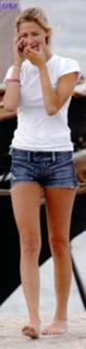 Beatrice Borromeo feet photo 3
