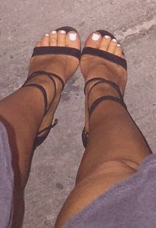 Beatrice Bouchard feet photo 20