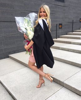 Beatrice Bouchard feet photo 11