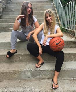 Beatrice Bouchard feet photo 5