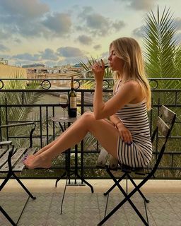 Beatrice Bouchard feet photo 11