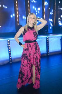Beatrice Egli feet photo thumbnail