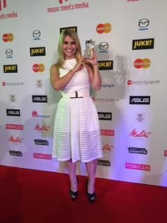 Beatrice Egli feet photo thumbnail