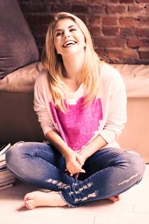 Beatrice Egli feet photo thumbnail