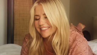 Beatrice Egli feet photo thumbnail