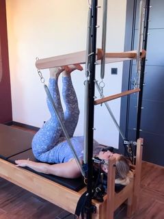 Beatrice Egli feet photo thumbnail