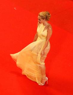 Beatrice Rosen feet photo 8