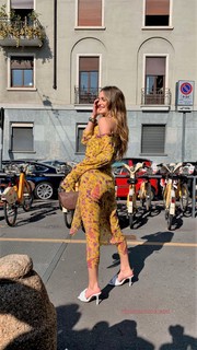 Beatrice Vendramin feet photo 4