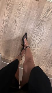 Beatrice Vendramin feet photo 15