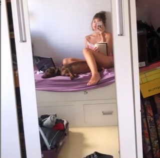 Beatriz Parizotto feet photo 9