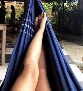 Beatriz Parizotto feet photo 4