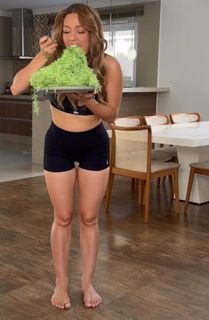 Beatriz Reis feet photo 17