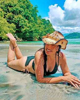 Beatriz Rico feet photo 17