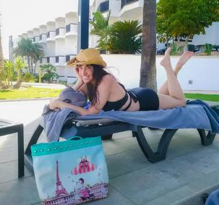 Beatriz Rico feet photo 11