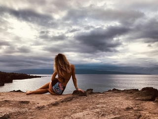 Beau Garrett feet photo thumbnail